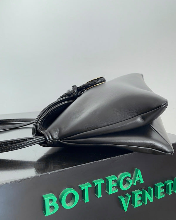 BV Liberta Crossbody Bag Buckle 30cm Black Cowhide