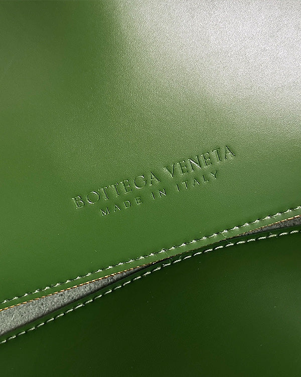 BV Liberta Crossbody Bag Buckle 30cm Green Pepper Cowhide