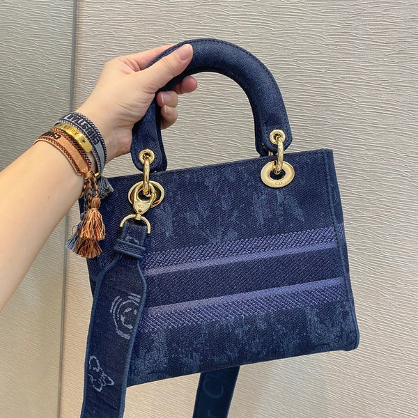 MEDIUM LADY D-LITE 24 BLUE MULTI COLOR EMBROIDERY