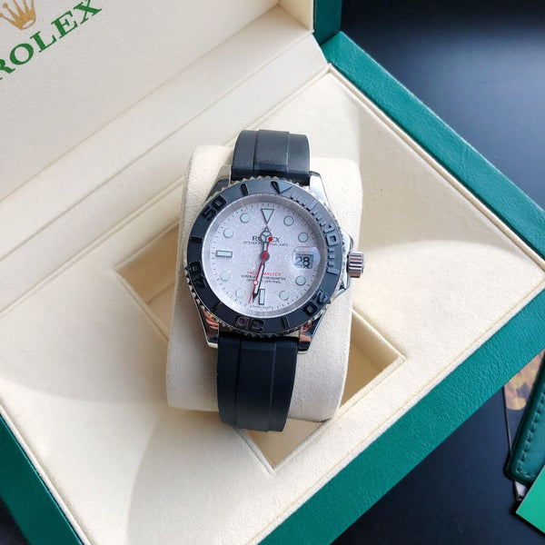 YACHT-MASTE BLACK BEZEL WHITE DIAL