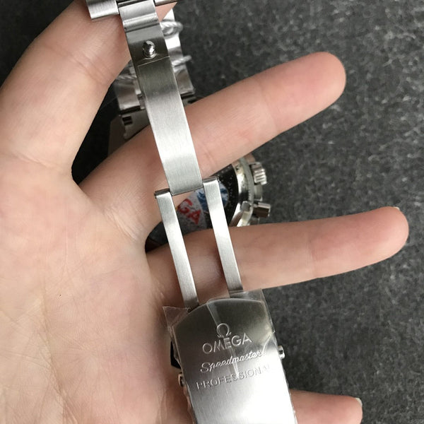 SPEEDMASTER SILVER SNOOPY STAINLESS STEEL