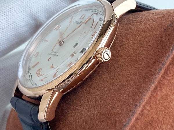 DE VILLE CO-AXIAL MASTER CHRONOMETER GOLD CASE