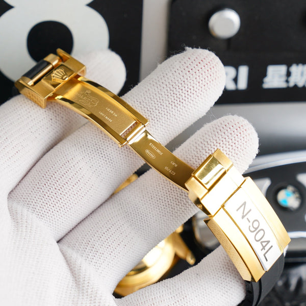 DAYTONA 40MM GOLD CASE BLACK RUBBER STRAP