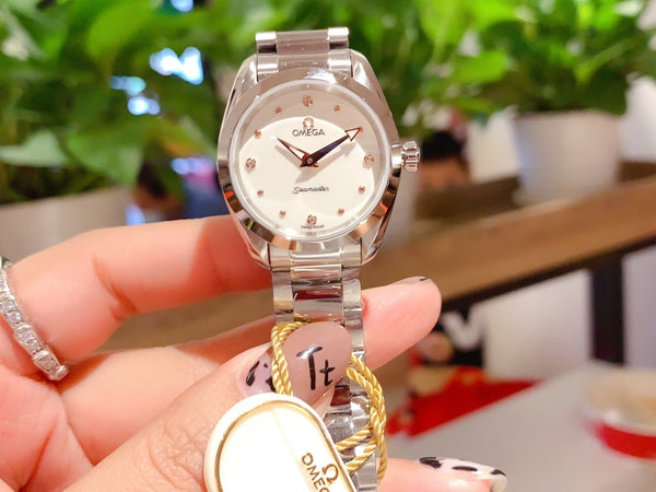 AQUA TERRA 28MM QUARTZ STEEL WHITE DIAL