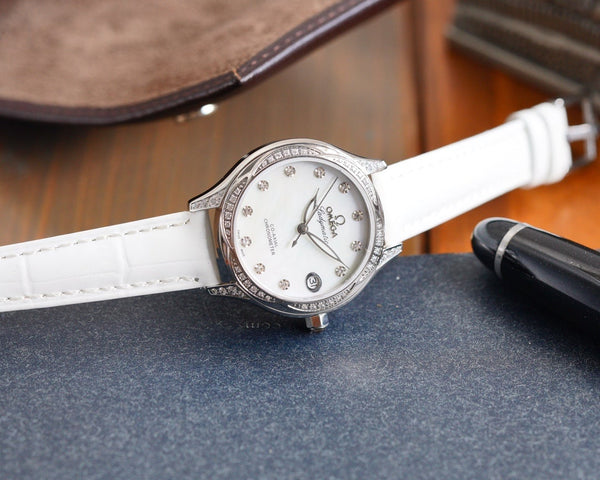 DE VILLE LADYMATIC 31MM DIAMOND BEZEL MOP DIAL