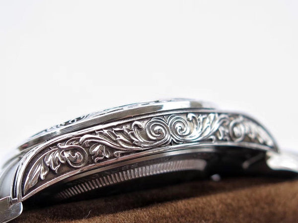 MILGAUSS 40 HAND ENGRAVED CASE WHITE DIAL