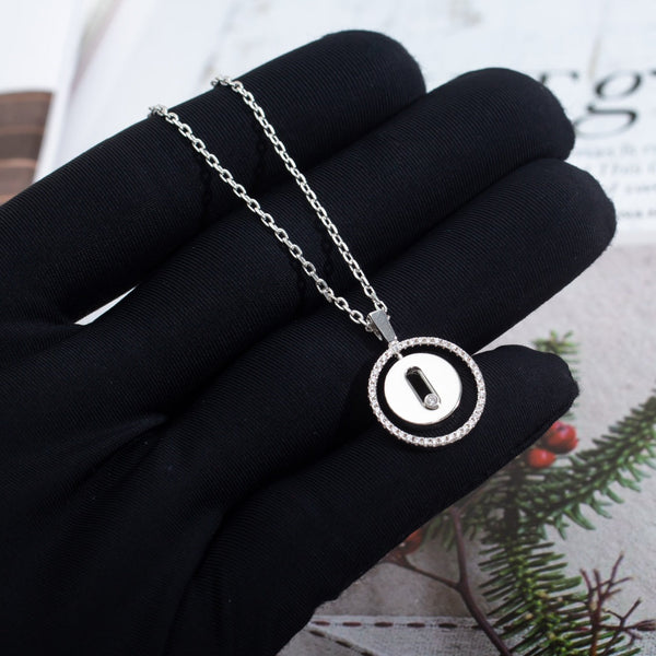LUCKY MOVE SILVER NECKLACE
