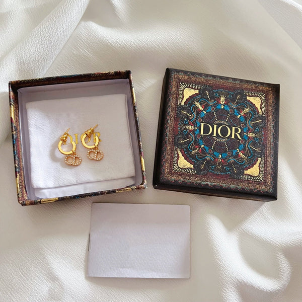 ORECCHINI A PENDENTE CD ORO