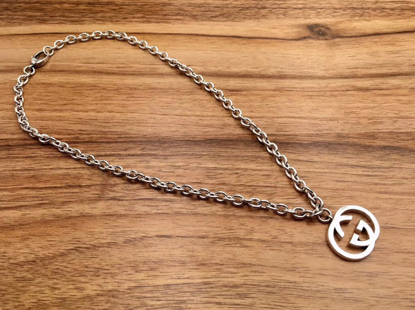 GG PEDANT SILVER NECKLACE