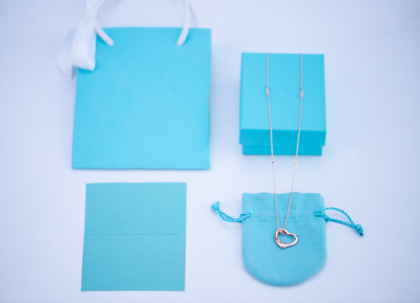 OPEN HEART PEDANT PINK GOLD NECKLACE