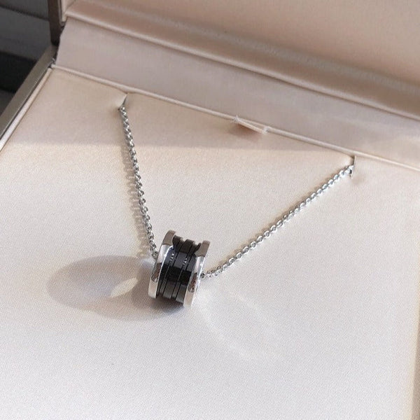 COLLANA IN CERAMICA NERA E ARGENTO ZERO 1