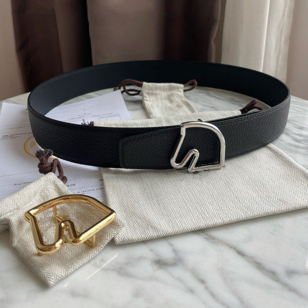 CINTURA H CON FIBBIA A FORMA DI CAVALLO IN PELLE NERA REVERSIBILE 3,8 CM