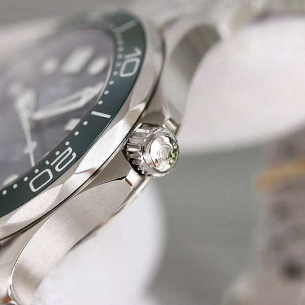 SEAMASTER DIVER 300 CUSTOM GREEN DIAL