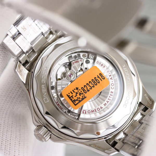 SEAMASTER DIVER 300 CUSTOM GREEN DIAL