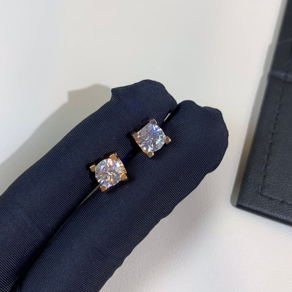 ORECCHINI A PERNO IN ORO ROSA CON DIAMANTI DA 6 MM