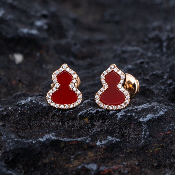 ORECCHINI A PERNO IN ORO ROSA CON DIAMANTI E CORNIOLA WULU