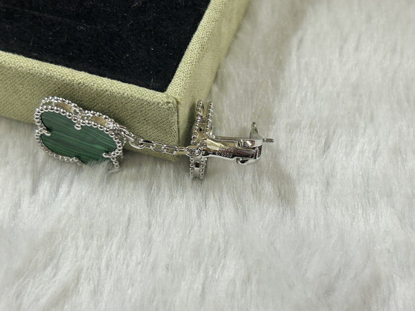 ORECCHINI IN MALACHITE CON MOTIVO CLOVER 2