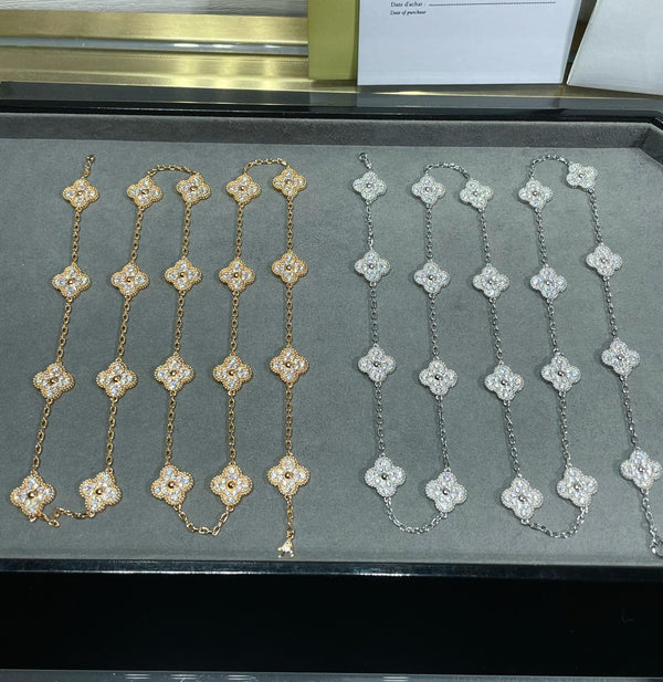 CLOVER 20 MOTIF DIAMOND NECKLACE