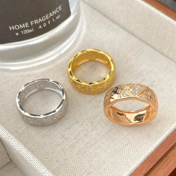 ANELLO CRUSH 6,8 MM ORO DIAMANTI TRAPUNTATO