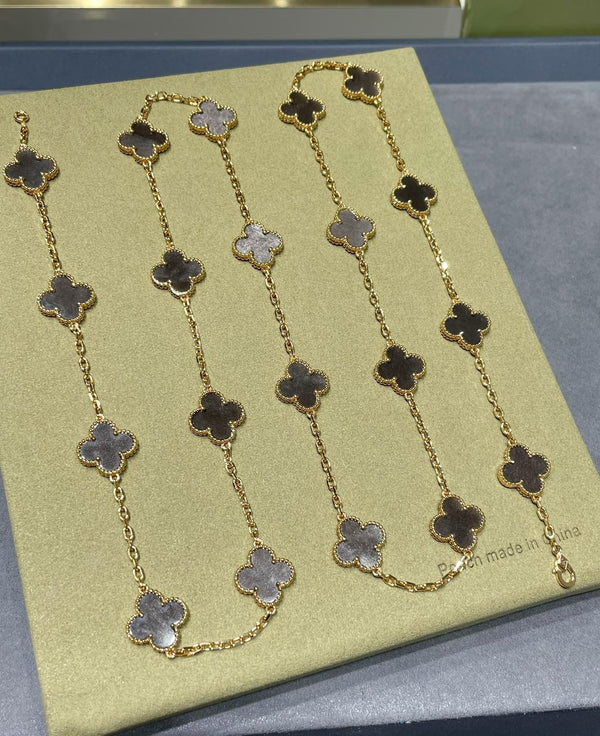 COLLANA IN ORO ROSA CON MOTIVO CLOVER 20 GRIGIO MOP