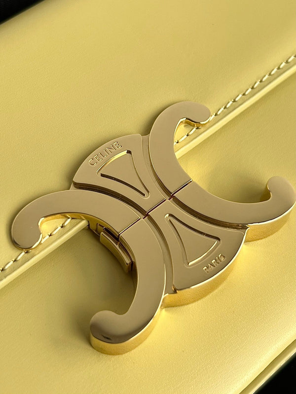 CLASSIC TRIOMPHE 20 YELLOW CALFSKIN