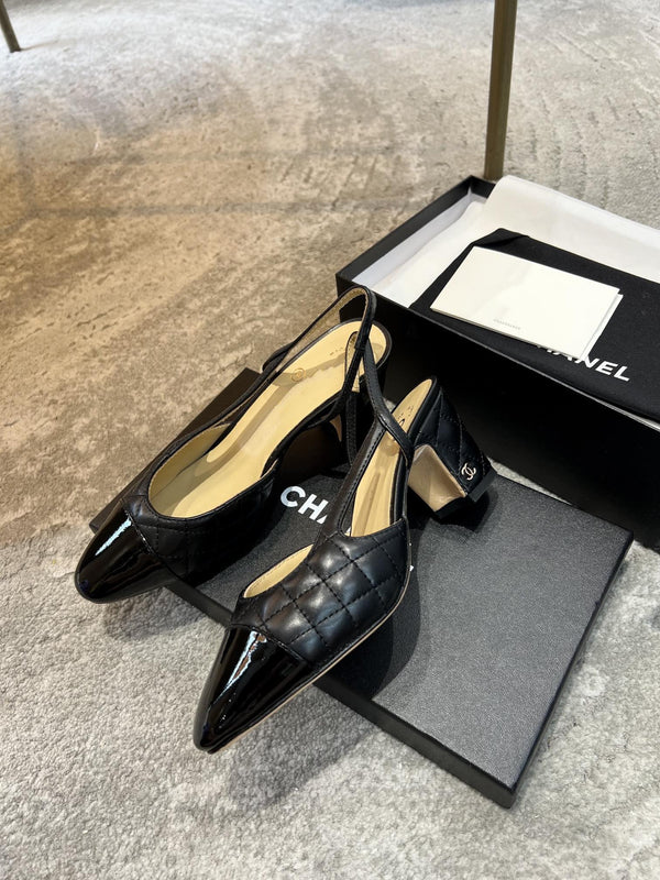 slingback in pelle di vitello trapuntata nera