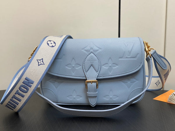 diane 24 light blue monogram empreinte leather