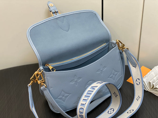 diane 24 light blue monogram empreinte leather
