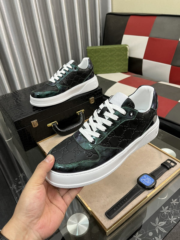 GG SNEAKER COWHIDE LEATHER WITH EMBOSSED PATTERN