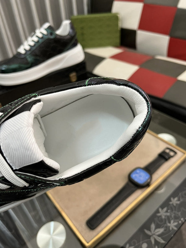 GG SNEAKER COWHIDE LEATHER WITH EMBOSSED PATTERN