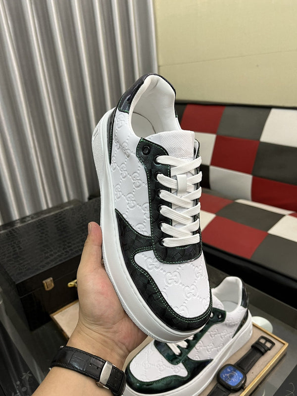 GG SNEAKERS IN EMBOSSED GREEN WHITE COWHIDE LEATHER