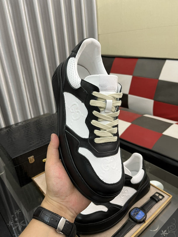 GG EMBOSSED WHITE BLACK