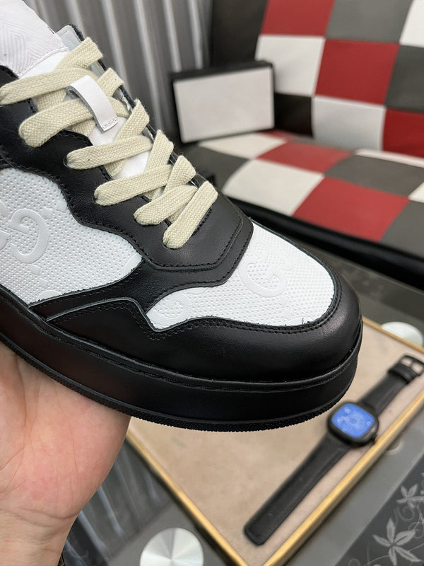 GG EMBOSSED WHITE BLACK