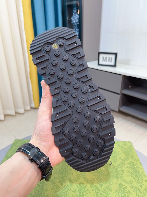 GG SNEAKER WHITE WITH ON PATTERN