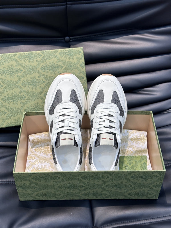 SCARPE DA SNEAKER GG RETRO RHYTON NERE BIANCHE