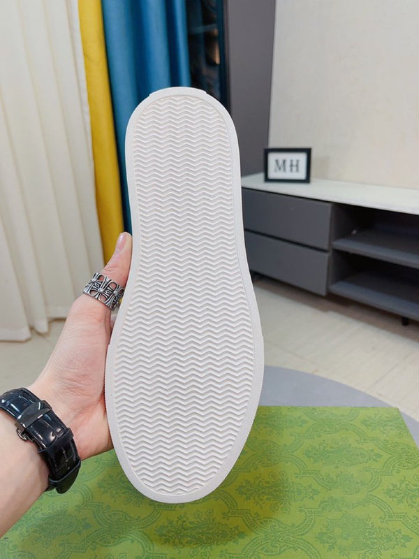 GG LOADS WITH BLACK BEEF LEATHER PATTERN