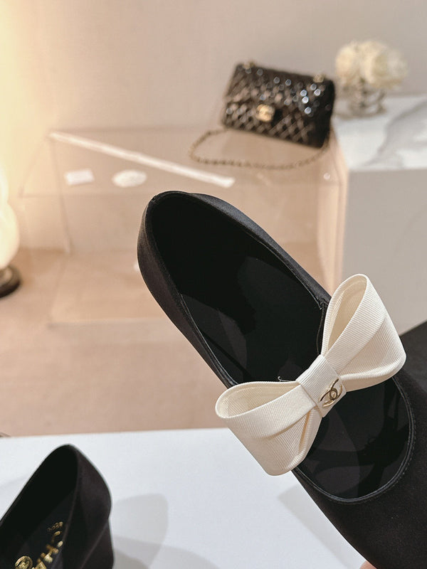 mary janes 60 black patent calfskin silk white bow