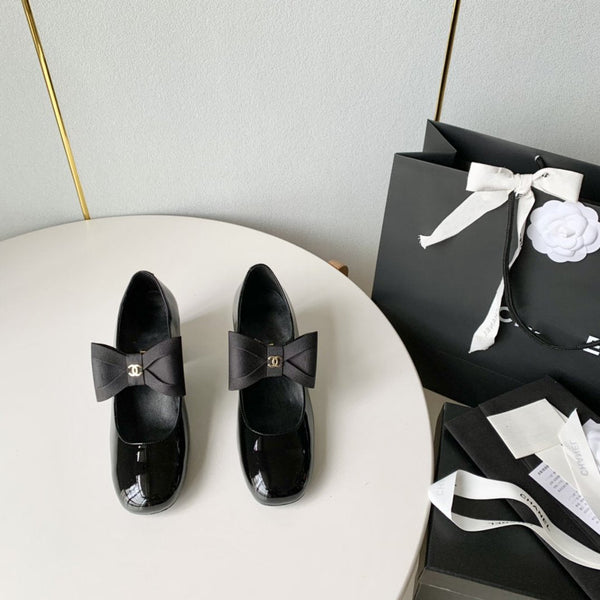 mary jane 60 fiocco in pelle di vitello verniciata nera