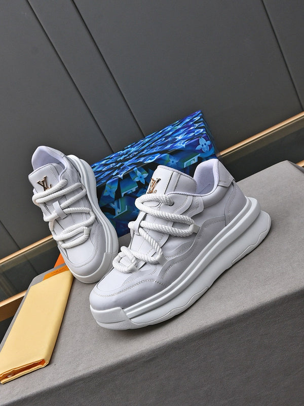 LV SNEAKERS WHITE LACE-UP