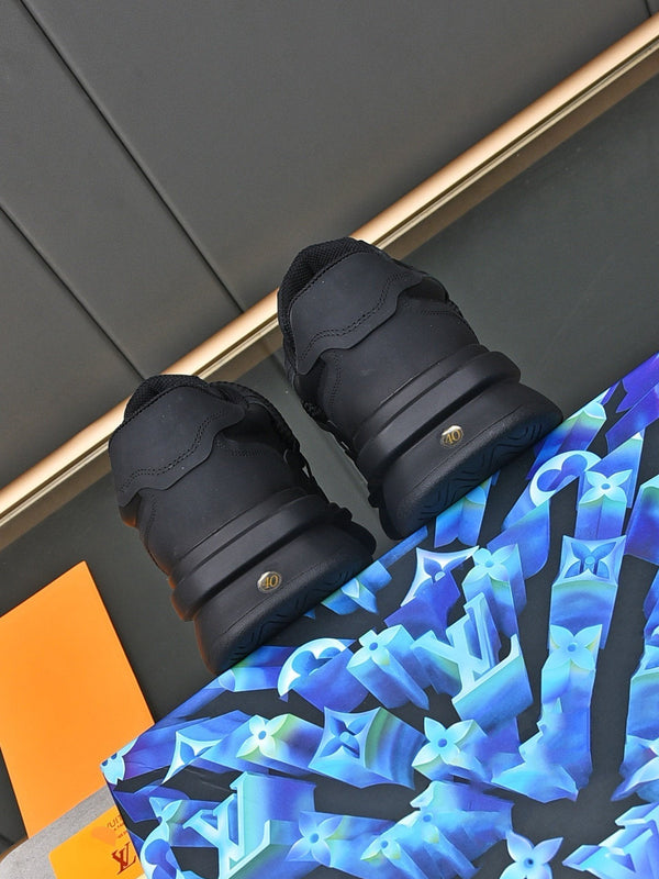 LV SNEAKERS BLACK LACE-UP