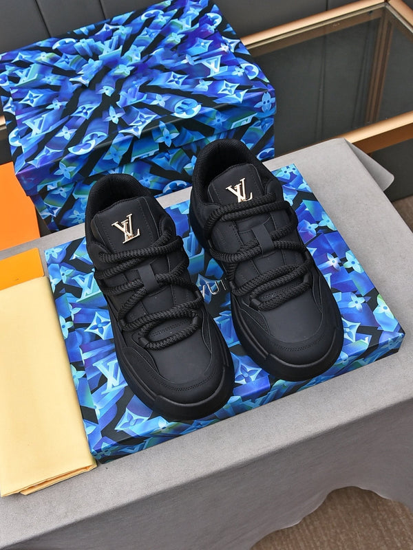 LV SNEAKERS BLACK LACE-UP