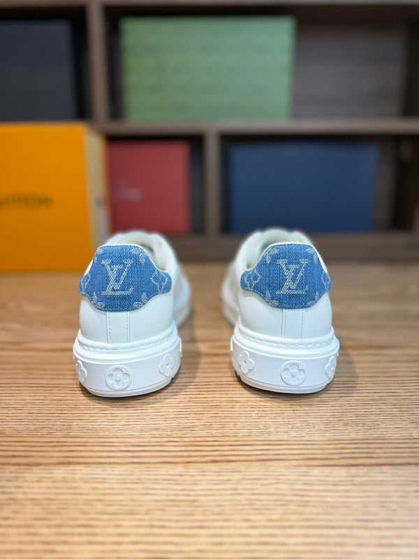 LV TIME OUT SNEAKER WHITE