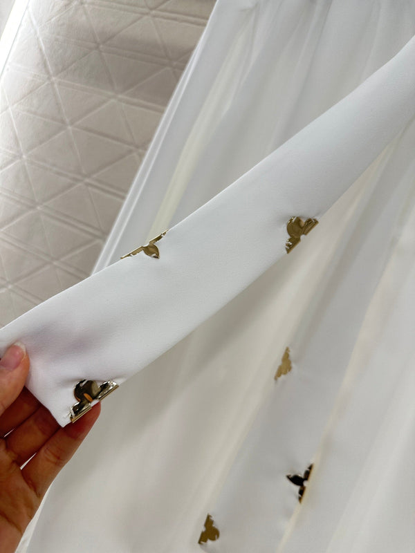 Camicia LV25 con pieghe, collo annodato e spalle dritte in poliestere bianco 294486