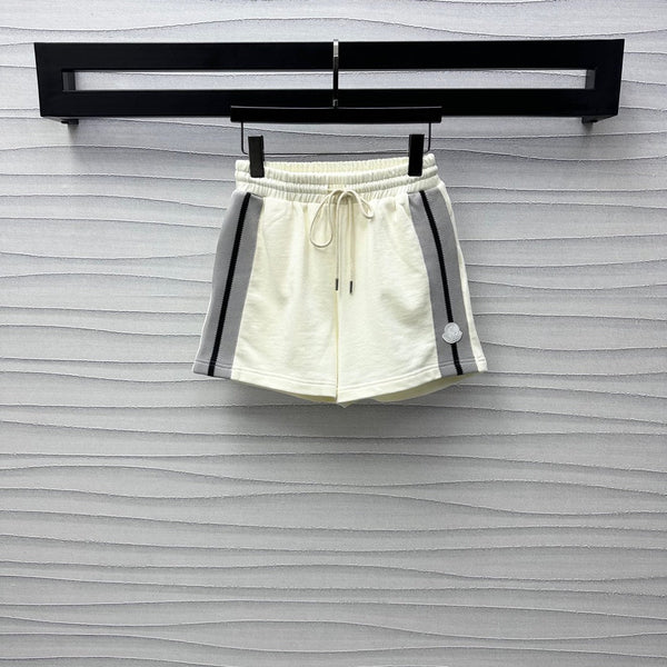 Moncle 25 Round Neck Sweatshirt and Short Suits in White Cotton 232232