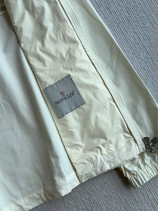 Moncle 25SS Clisson Lace Hollow Hooded Windbreaker Jacket Cream Polyester 242763