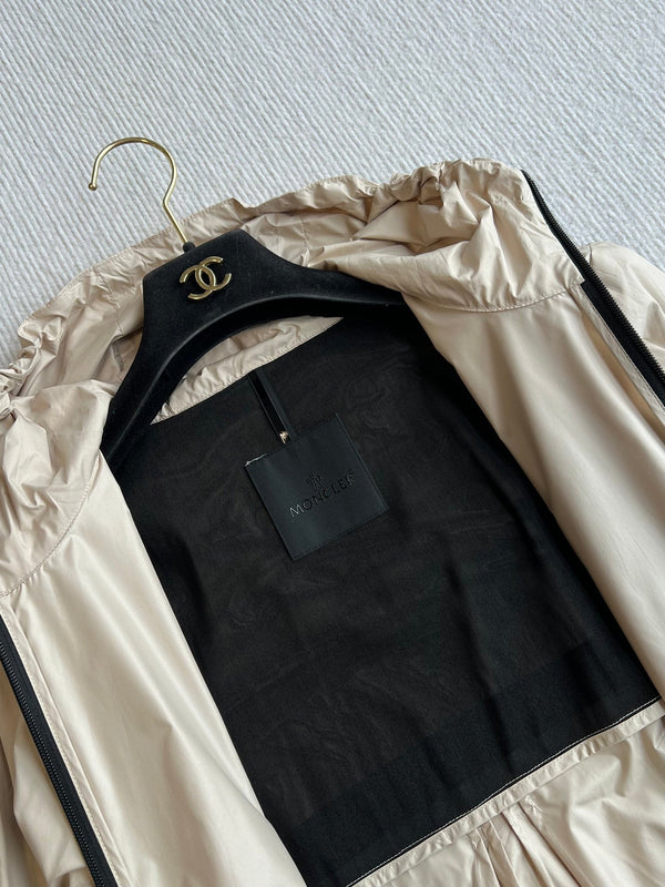 Moncle 25 Sun-Proof and Windproof Jacket Coffee Nylon 269694
