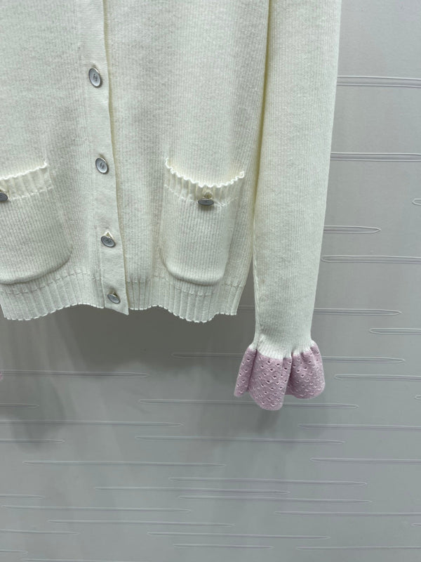 CHANEL GILET EN LAINE À MANCHES LONGUES STYLE 283