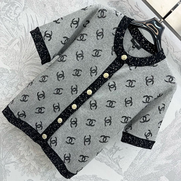 CHANEL CARDIGAN MANCHES COURTES EN TRICOT PAILLETÉ STYLE 276