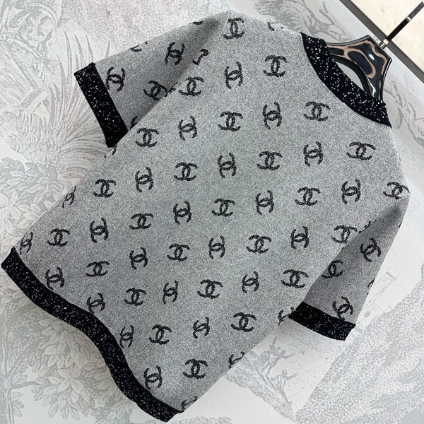 CHANEL CARDIGAN MANCHES COURTES EN TRICOT PAILLETÉ STYLE 276