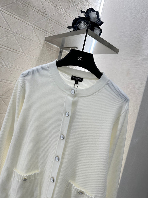 CHANEL CARDIGAN EN LAINE STYLE 271